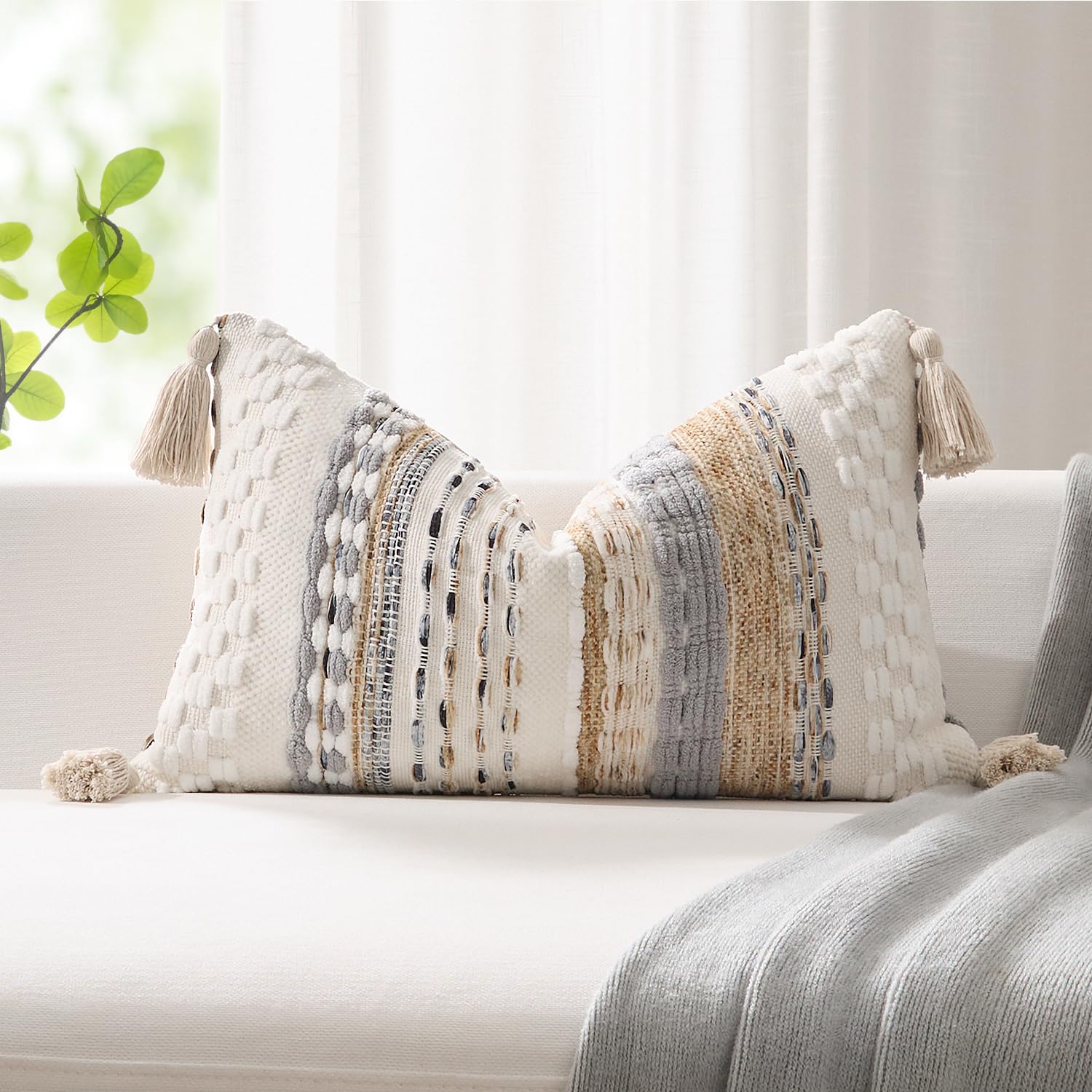 Kevin Textile 20x20 Inch Throw Pillow Cover 1 Pack Boho Decorative Soft Chenille Thread Woven Tufted Textured Square Cushion Case Farmhouse Accent for Living Room Couch Sofa Bed, Green