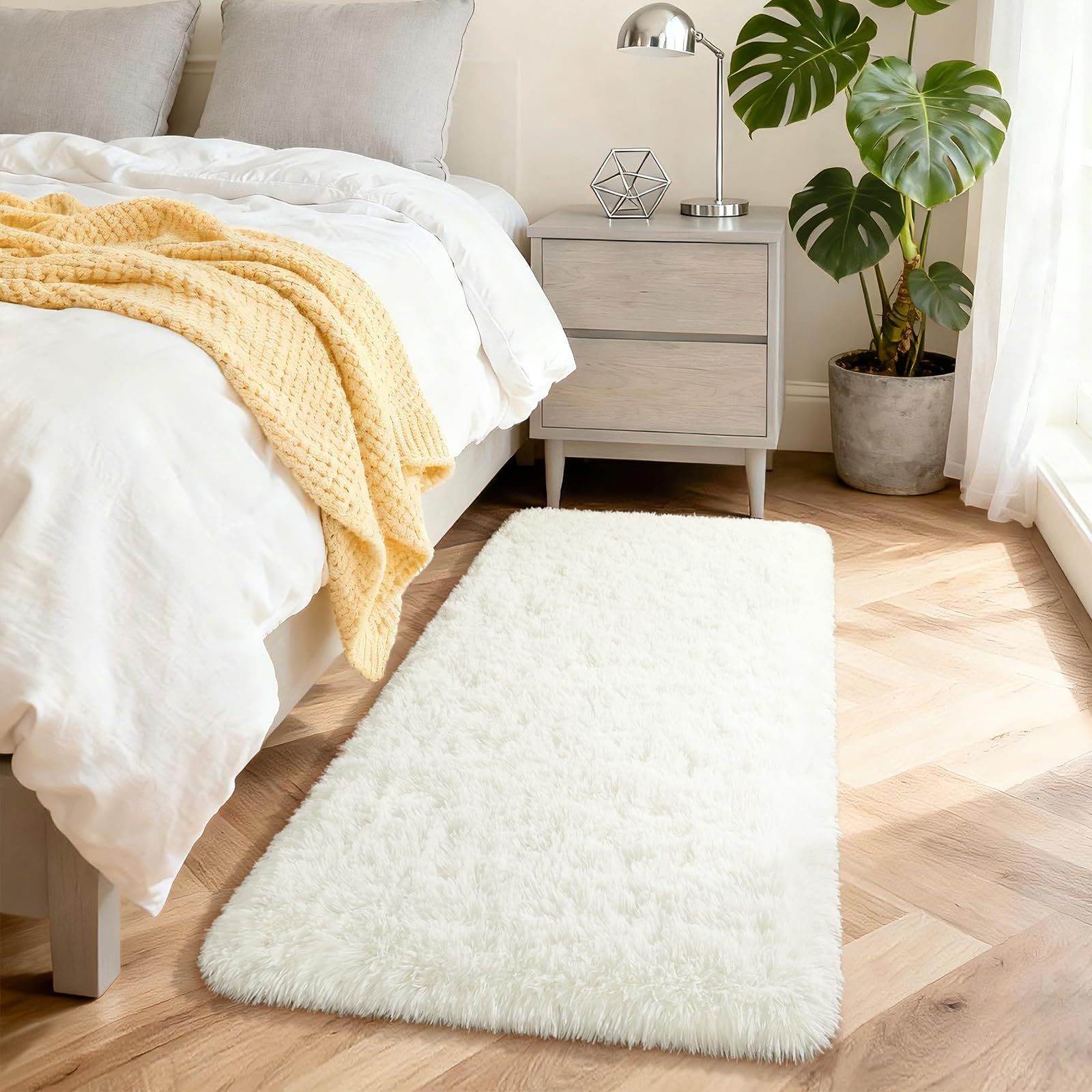 Merelax Soft Modern Indoor Shaggy Area Rug for Bedroom Livingroom Dorm Kids Room Home Decorative, Non-Slip Plush Fluffy Furry Fur Rugs Comfy Nursery Accent Floor Carpet 2x3 Feet, Black