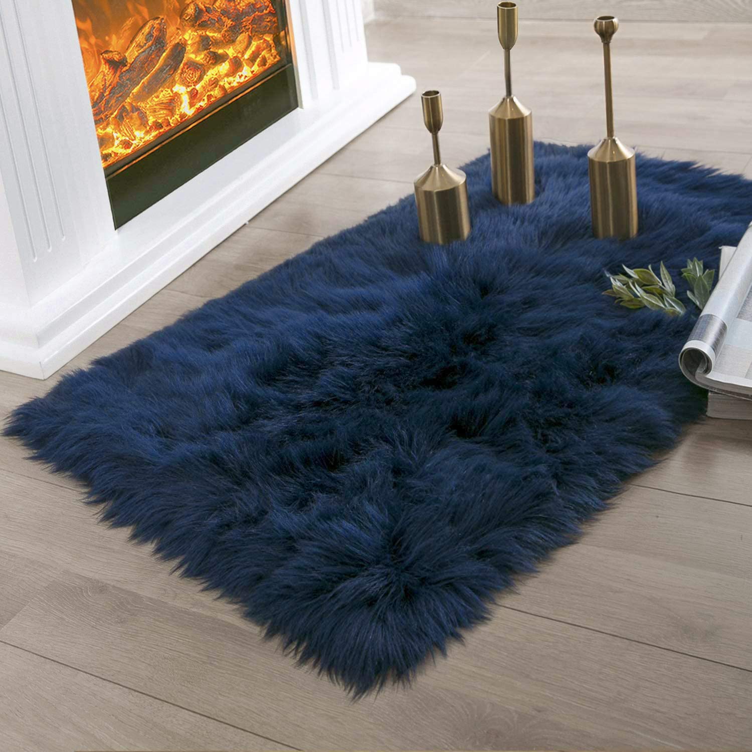 4×4ft White Fluffy Faux Fur Rug, Washable Shag Area Rug for Home Decor