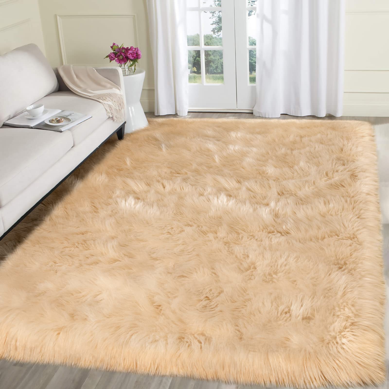 SERISSA Soft Fluffy Area Rug, Grey Faux Sheepskin Fur Rug, Shaggy Rug for Bedroom Floor Fuzzy Carpet for Living Room 4x6 Feet