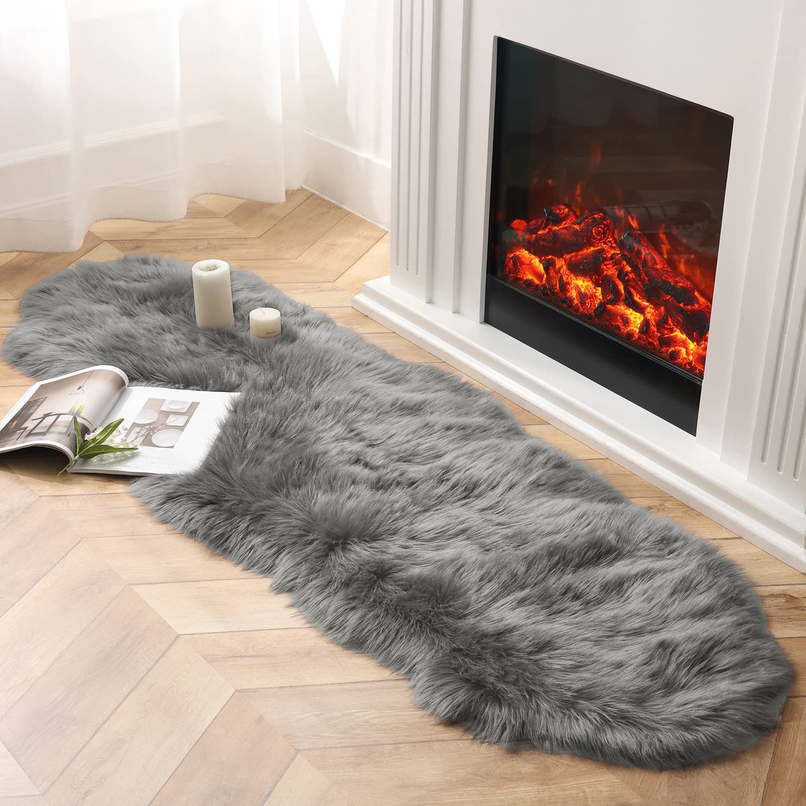 4×4ft White Fluffy Faux Fur Rug, Washable Shag Area Rug for Home Decor