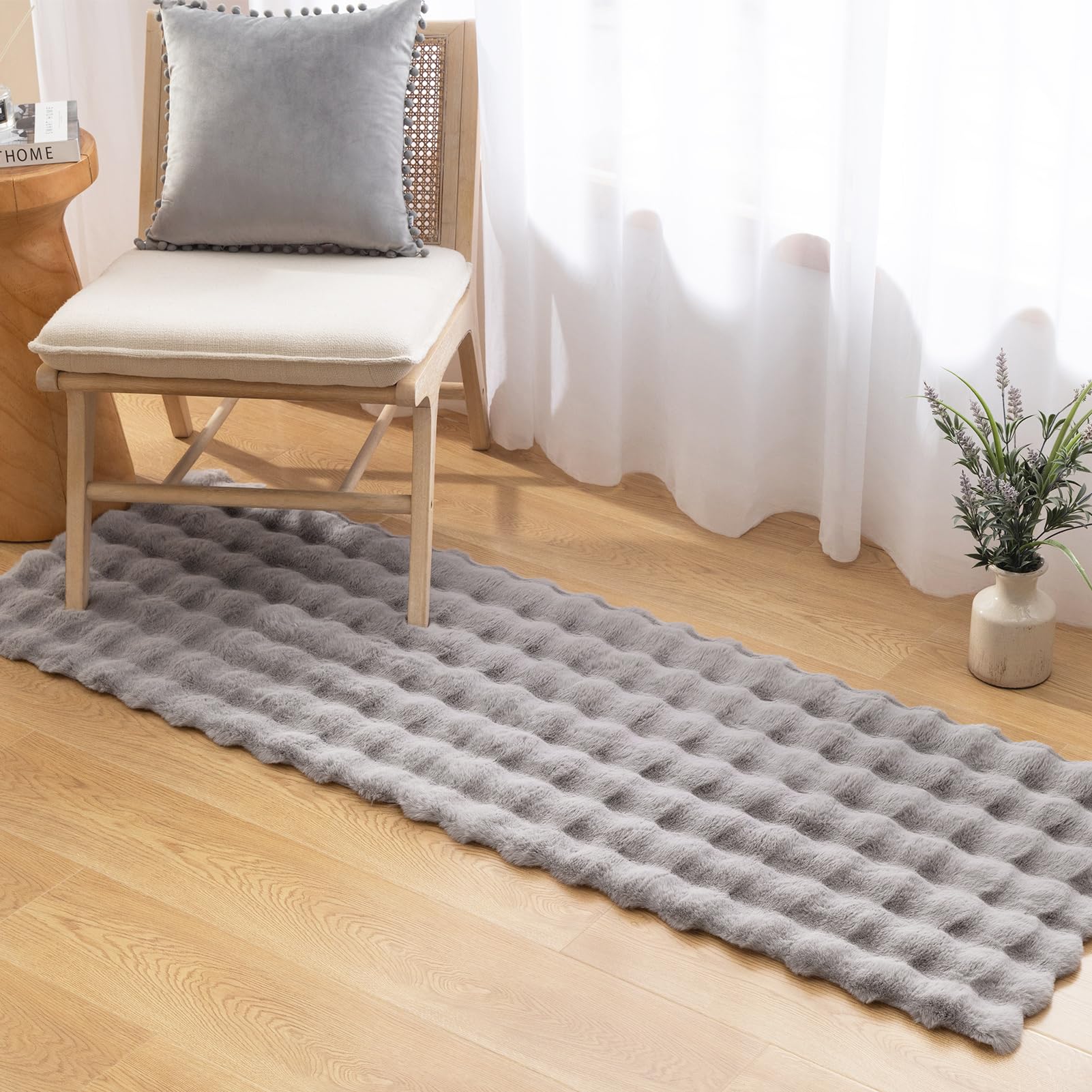Ashler Faux Rabbit Fur Rug, Light Grey 3x5 FT Fluffy Soft Area Rugs, Rectangle Fuzzy Carpet for Living Room, Bedroom, Machine Washable Rug - 3D Bubble Mat
