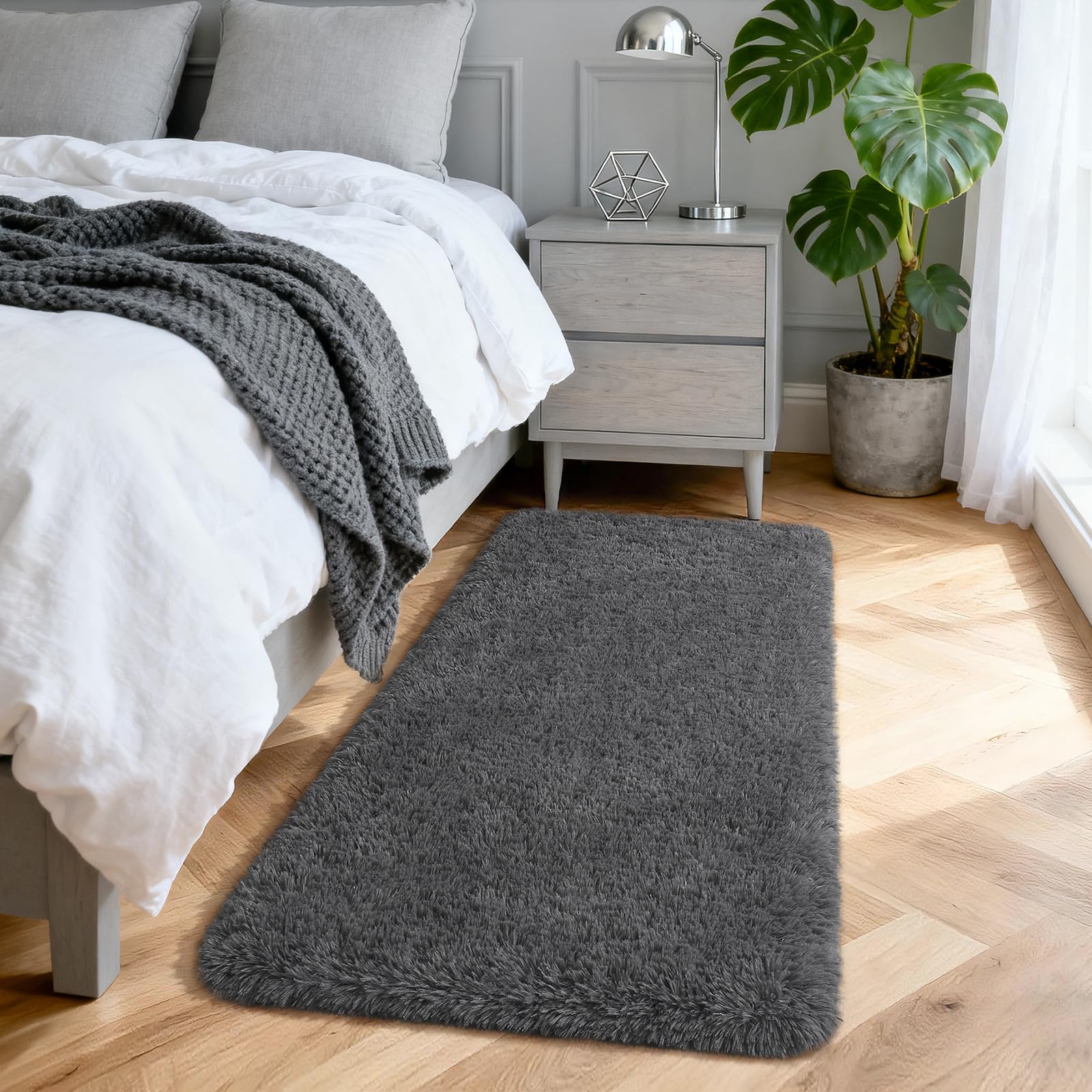Merelax Soft Modern Indoor Shaggy Area Rug for Bedroom Livingroom Dorm Kids Room Home Decorative, Non-Slip Plush Fluffy Furry Fur Rugs Comfy Nursery Accent Floor Carpet 2x3 Feet, Black