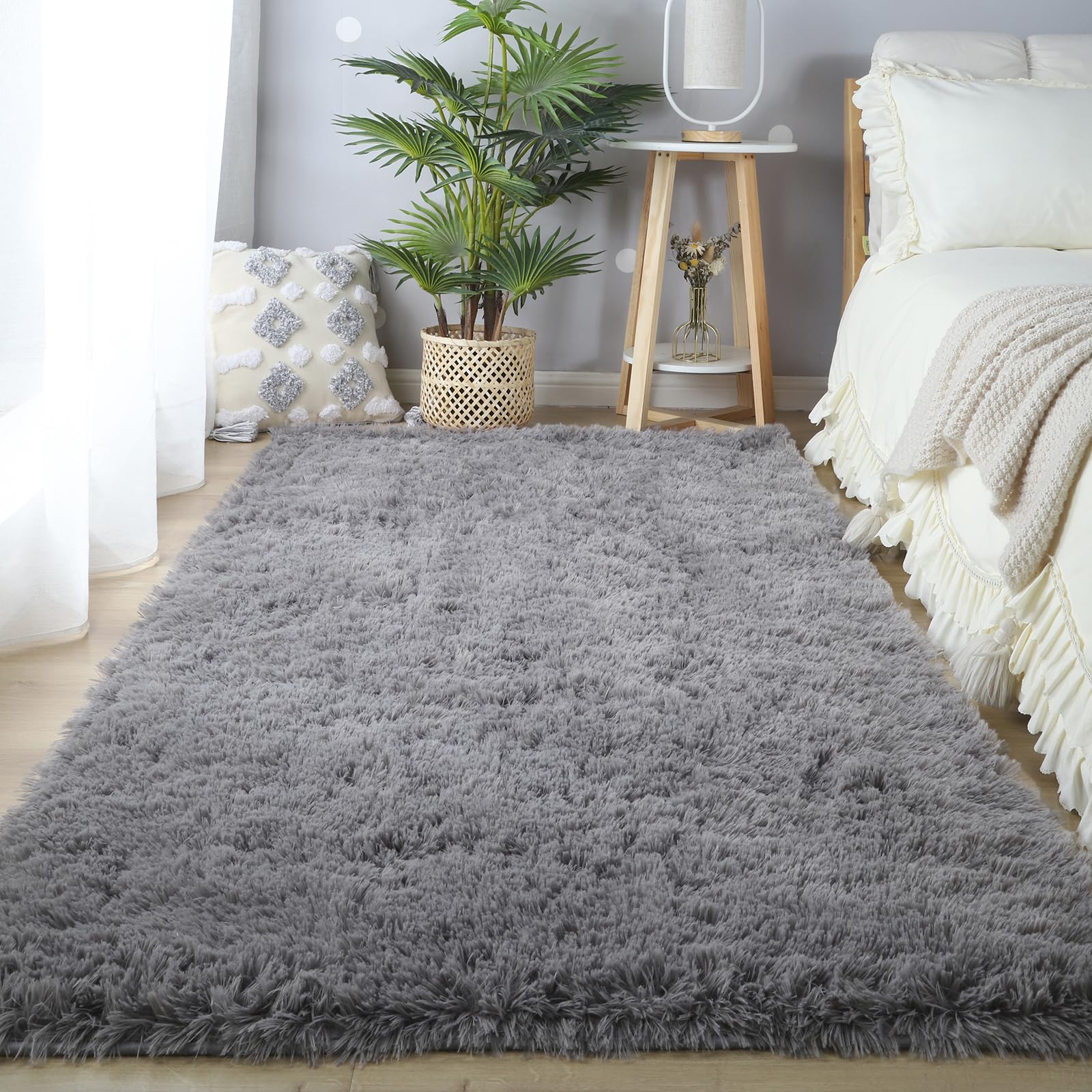 CAIYUECS Shag Area Rug,Indoor Ultra Soft Fluffy Plush Rugs for Bedroom Living Room, Non-Skid Modern Nursery Faux Fur Rugs for Kids Room Home Decor (Tie-Dyed Light Gray, 5x7 Feet)