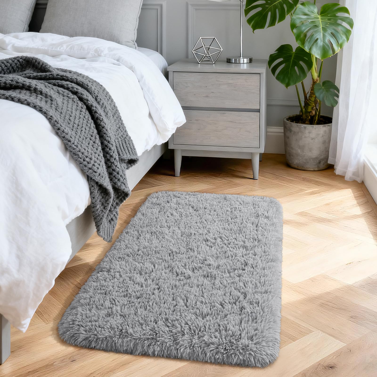 Merelax Soft Modern Indoor Shaggy Area Rug for Bedroom Livingroom Dorm Kids Room Home Decorative, Non-Slip Plush Fluffy Furry Fur Rugs Comfy Nursery Accent Floor Carpet 2x3 Feet, Black