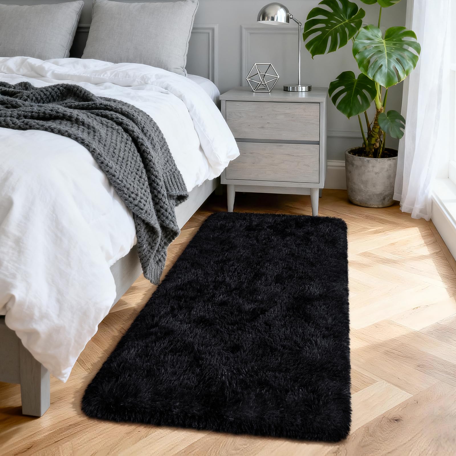 Merelax Soft Modern Indoor Shaggy Area Rug for Bedroom Livingroom Dorm Kids Room Home Decorative, Non-Slip Plush Fluffy Furry Fur Rugs Comfy Nursery Accent Floor Carpet 2x3 Feet, Black
