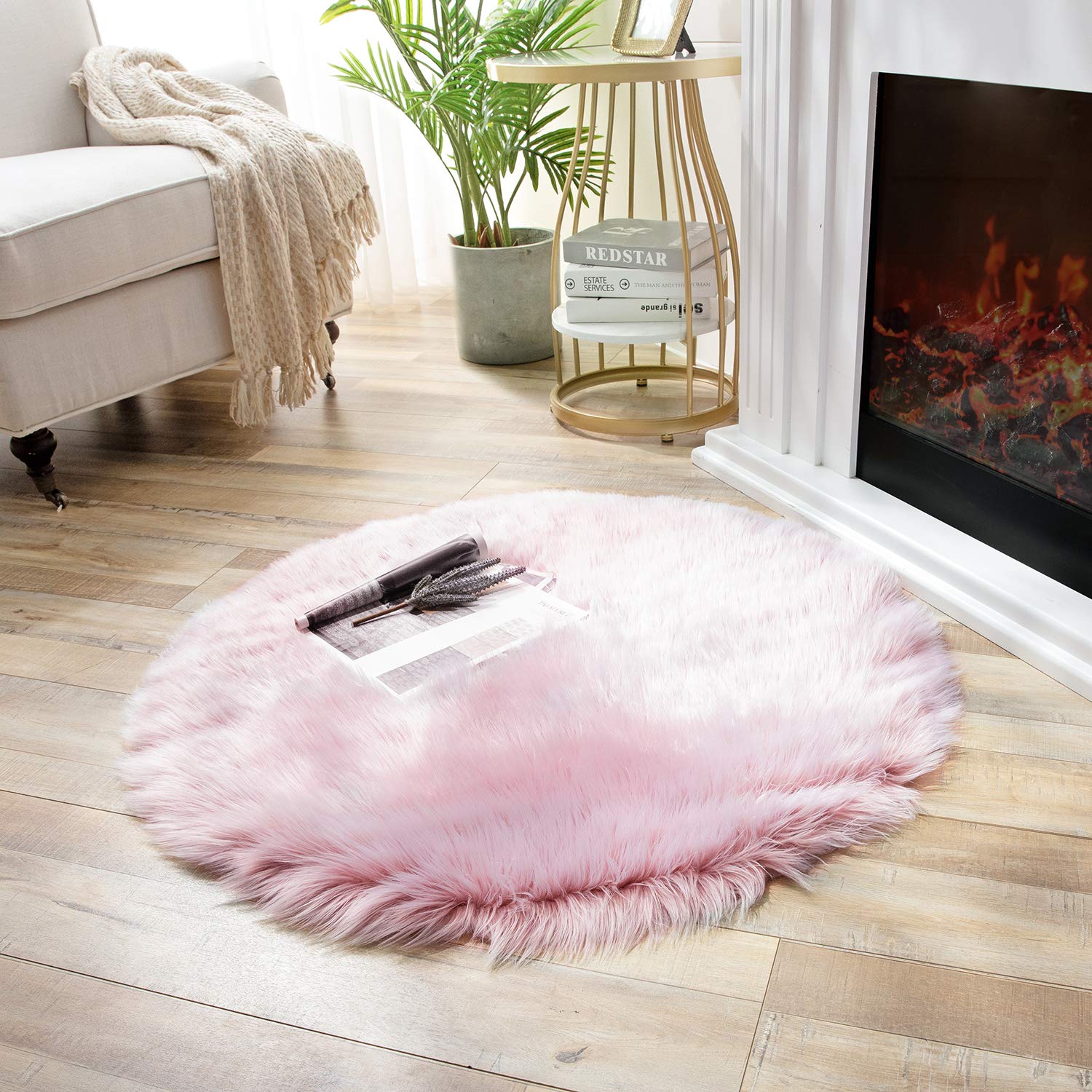 4×4ft White Fluffy Faux Fur Rug, Washable Shag Area Rug for Home Decor