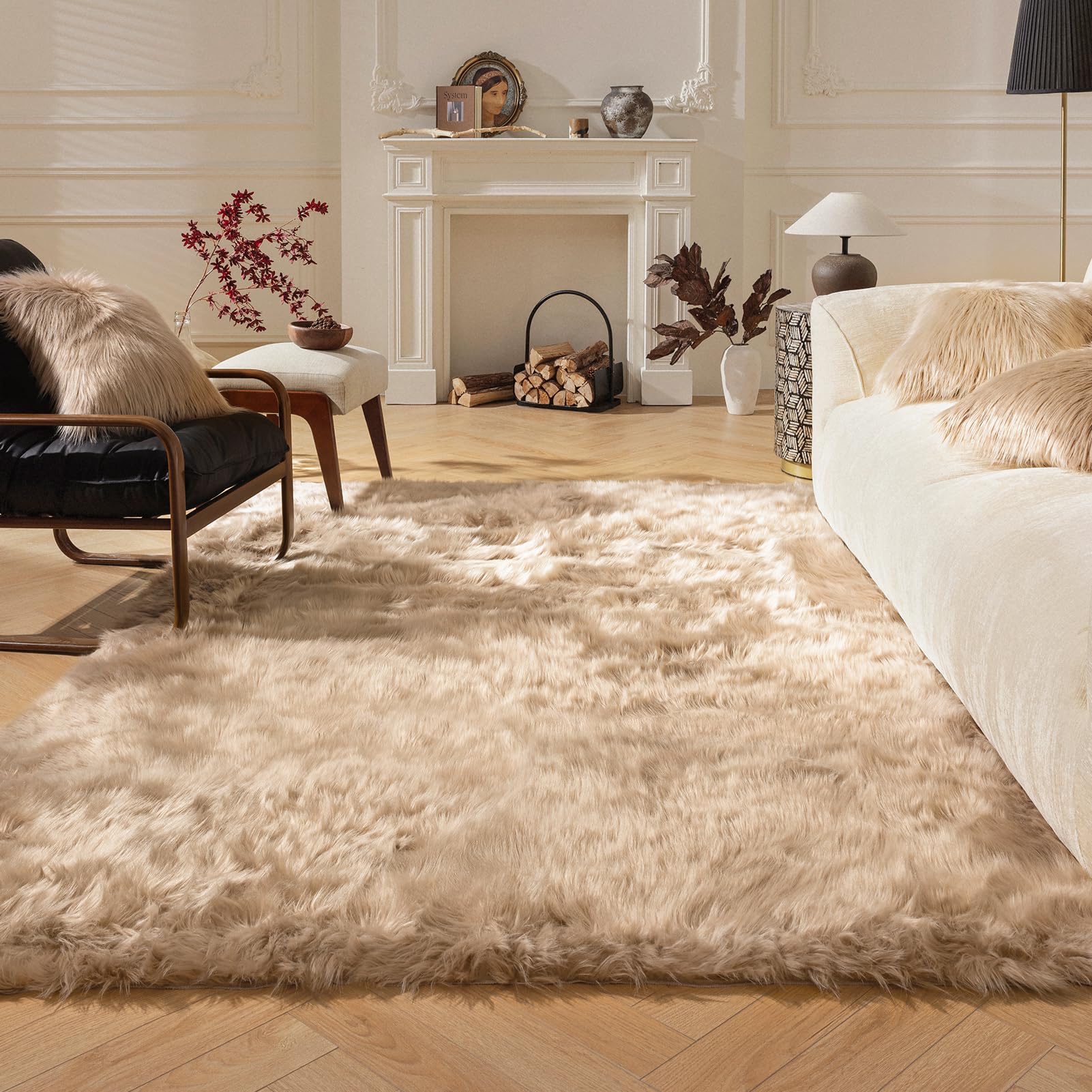 4×4ft White Fluffy Faux Fur Rug, Washable Shag Area Rug for Home Decor