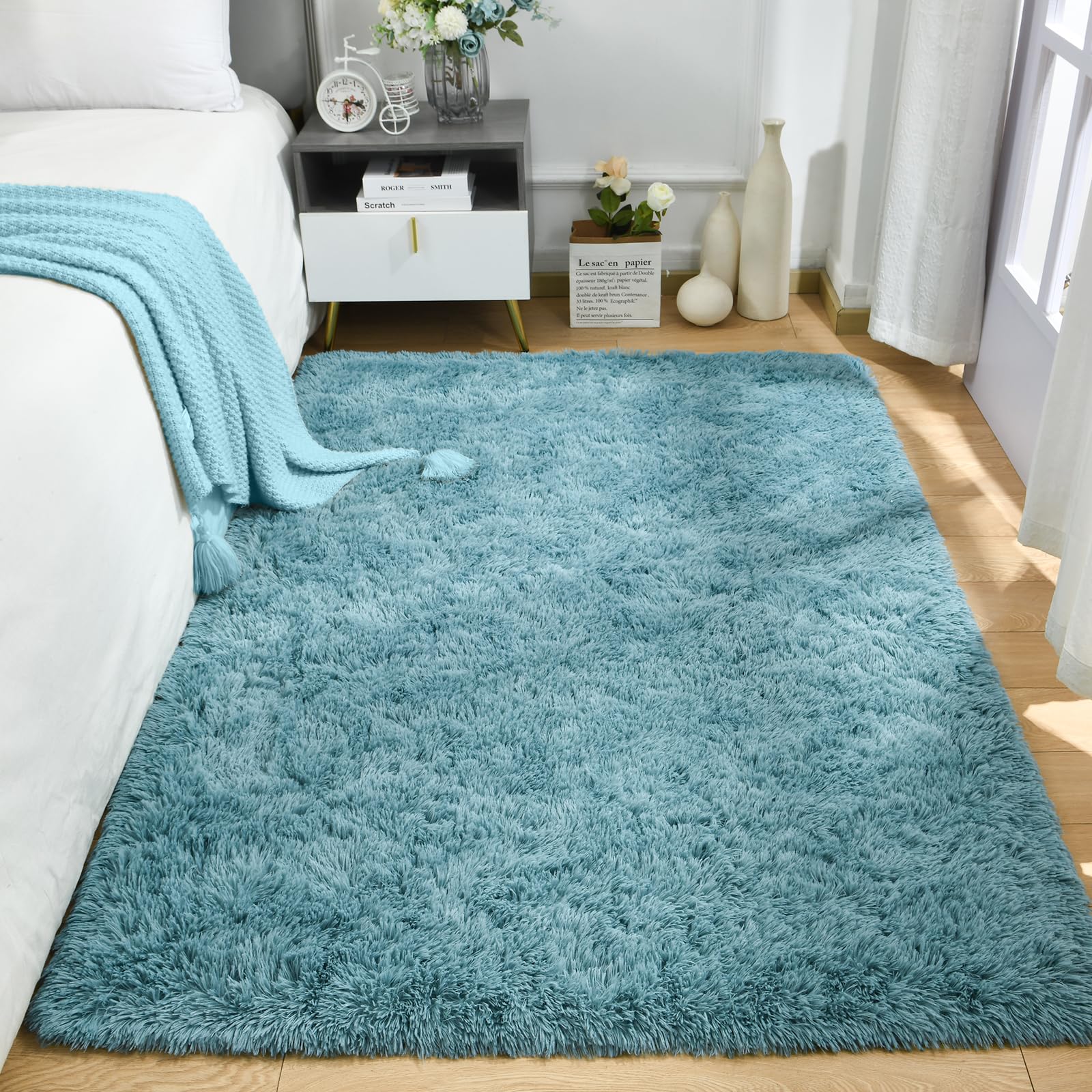 Merelax Soft Modern Indoor Shaggy Area Rug for Bedroom Livingroom Dorm Kids Room Home Decorative, Non-Slip Plush Fluffy Furry Fur Rugs Comfy Nursery Accent Floor Carpet 2x3 Feet, Black