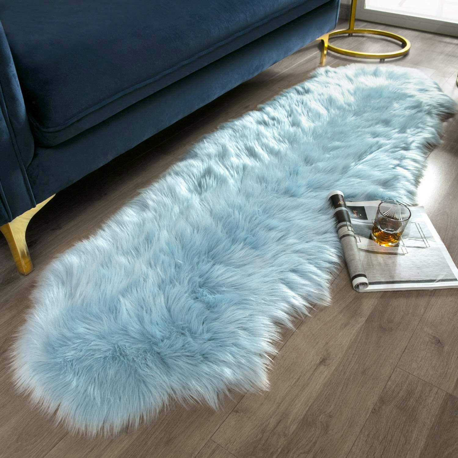 4×4ft White Fluffy Faux Fur Rug, Washable Shag Area Rug for Home Decor