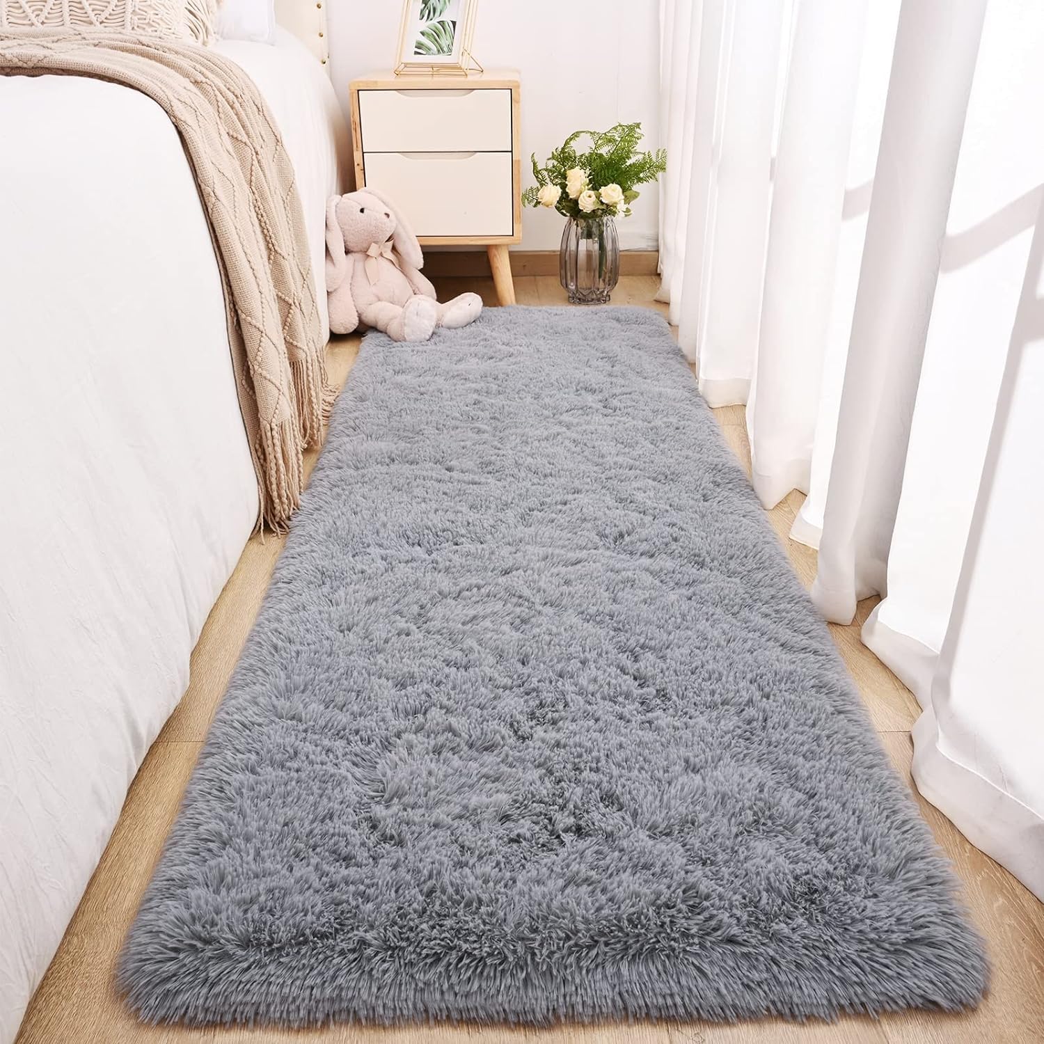 Merelax Soft Modern Indoor Shaggy Area Rug for Bedroom Livingroom Dorm Kids Room Home Decorative, Non-Slip Plush Fluffy Furry Fur Rugs Comfy Nursery Accent Floor Carpet 2x3 Feet, Black