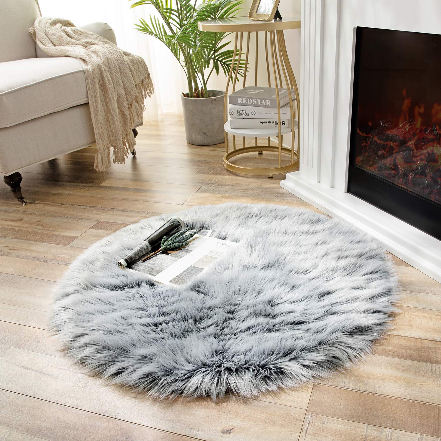 4×4ft White Fluffy Faux Fur Rug, Washable Shag Area Rug for Home Decor
