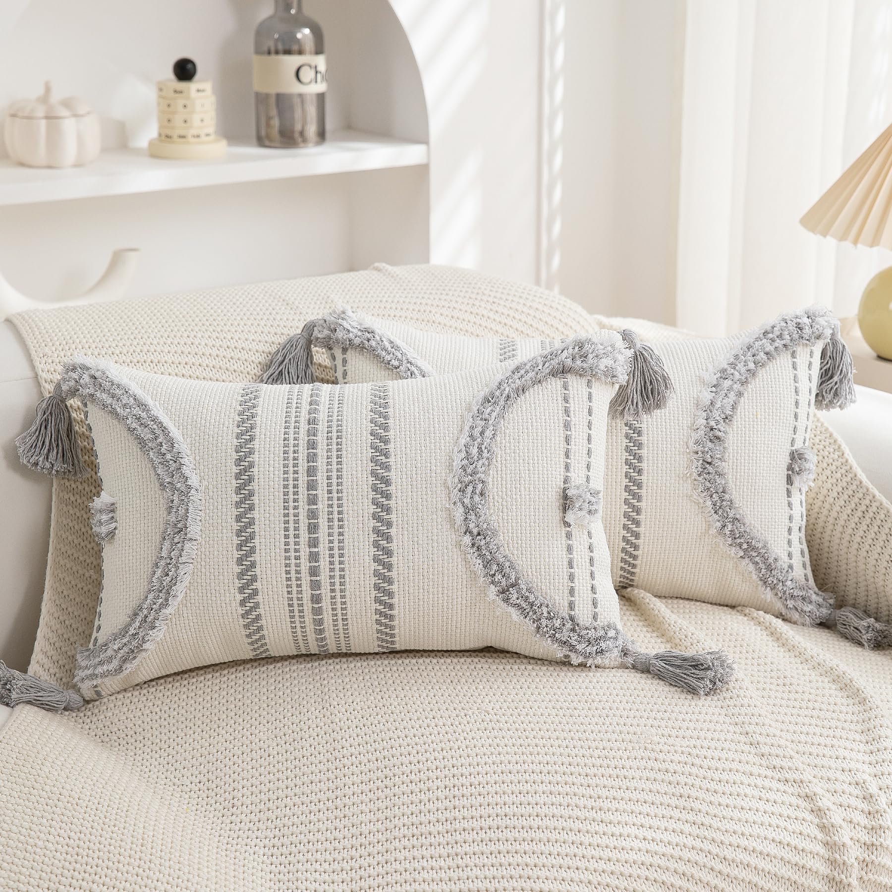 Boho Throw Pillow Covers 18x18 Set of 2 Cotton Woven Tufted Farmhouse Pillows Covers with Tassels Outdoor Neutral Navy Decorative Pillowcases Square Textured Accent Cushion Cases for Couch Bed Sofa
