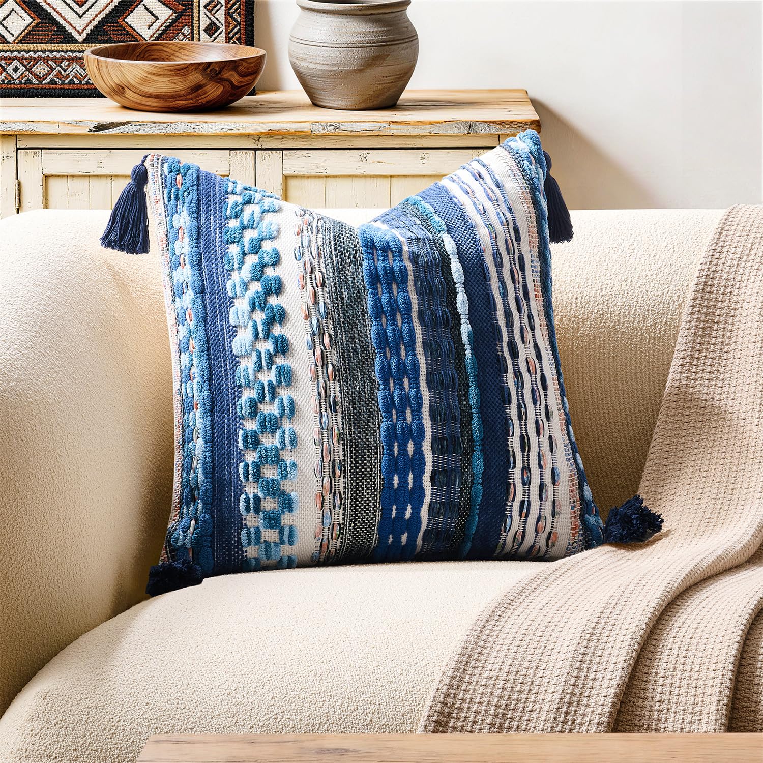Kevin Textile 20x20 Inch Throw Pillow Cover 1 Pack Boho Decorative Soft Chenille Thread Woven Tufted Textured Square Cushion Case Farmhouse Accent for Living Room Couch Sofa Bed, Green